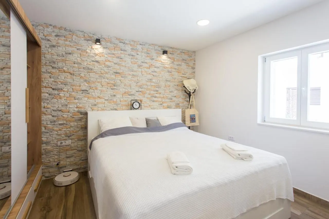 Studio Nomadic Kastela